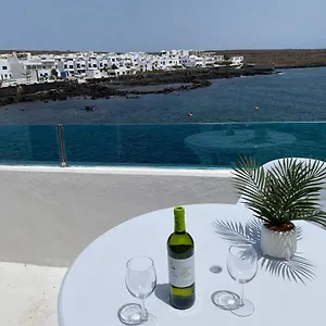  Apartment Seaside Piscina Natural Salinas