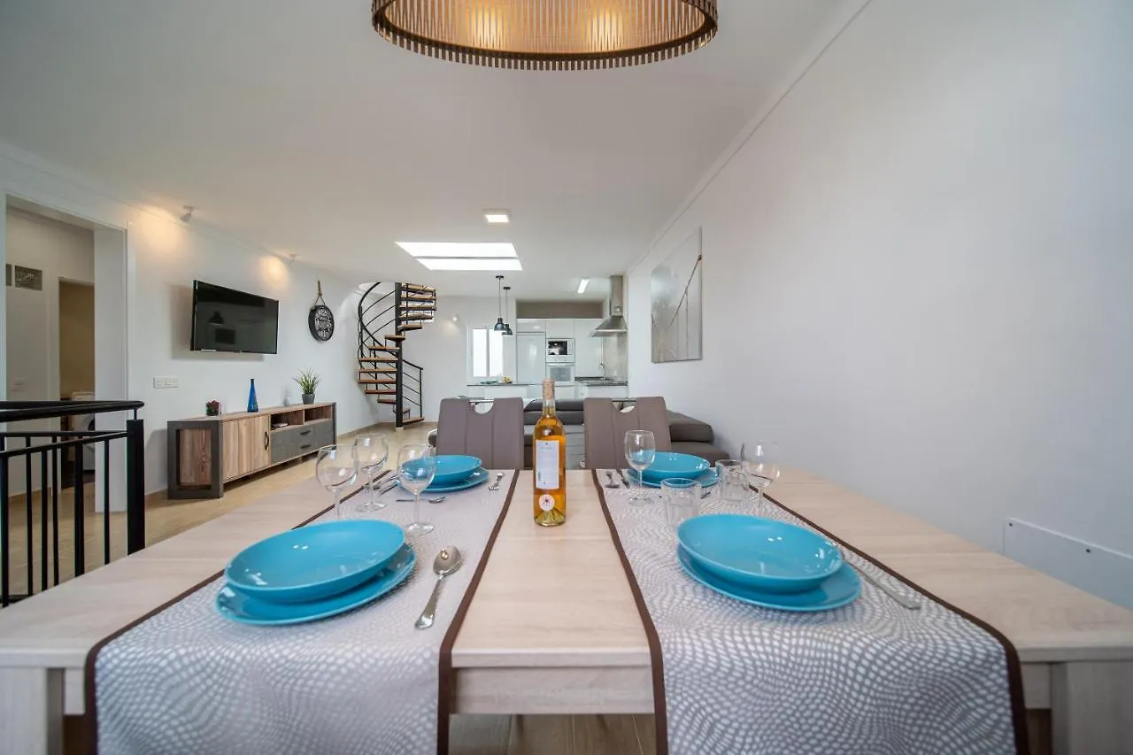 Volcano Getaway - Adults Only Punta Mujeres Spain