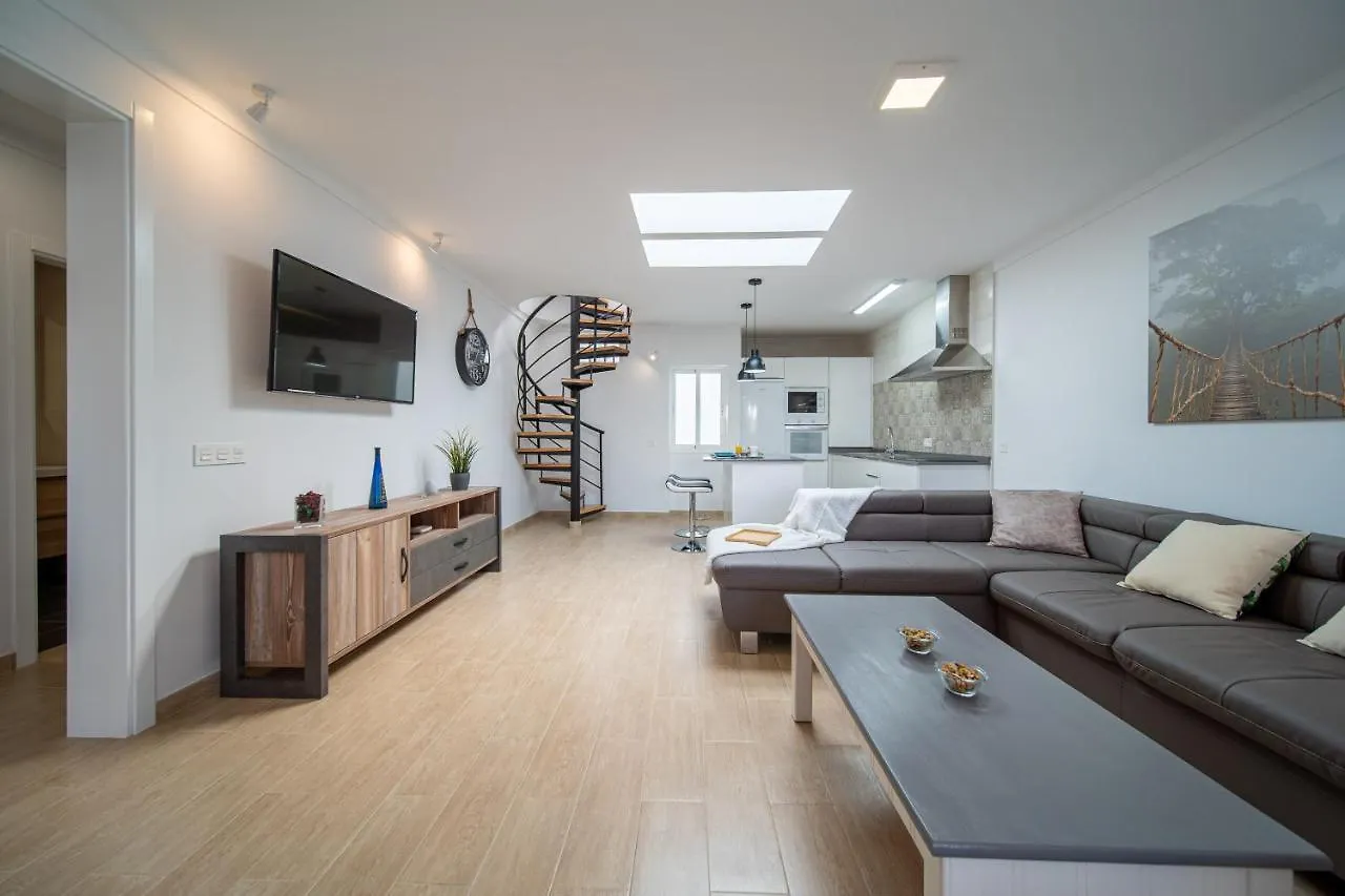 Volcano Getaway - Adults Only Punta Mujeres Apartment